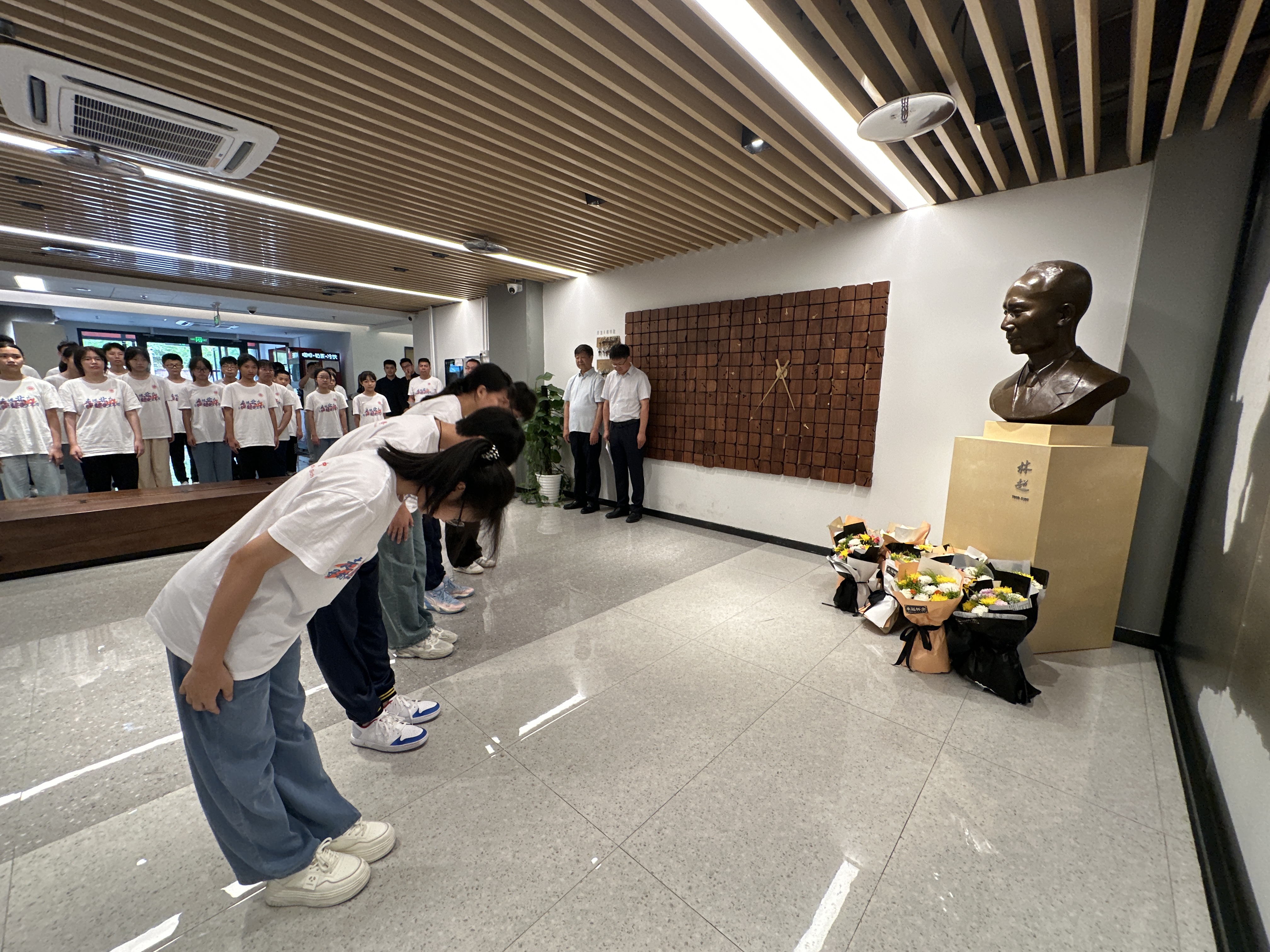 cefd42569f884aa5a5df36a876ce21e7.jpg 图片3.jpg